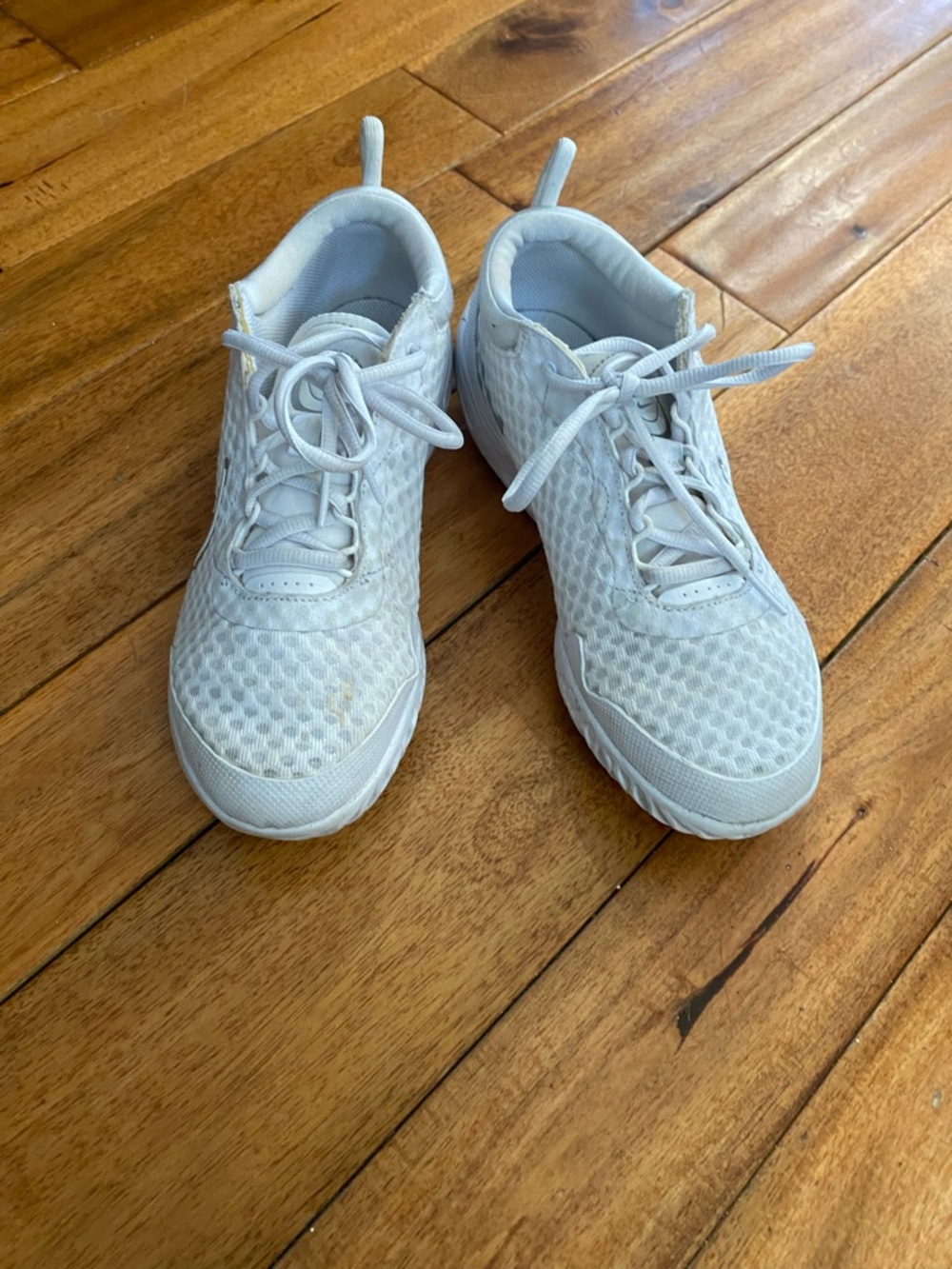 Nike White Low-Top Sneakers with Silver Accents
